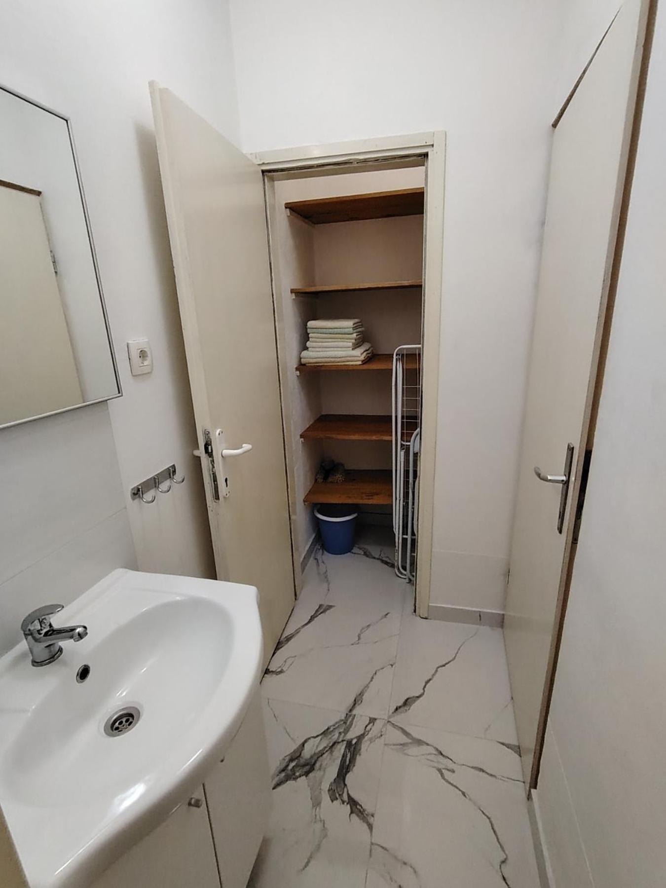 Studio-Apartman Ella 波雷奇 外观 照片